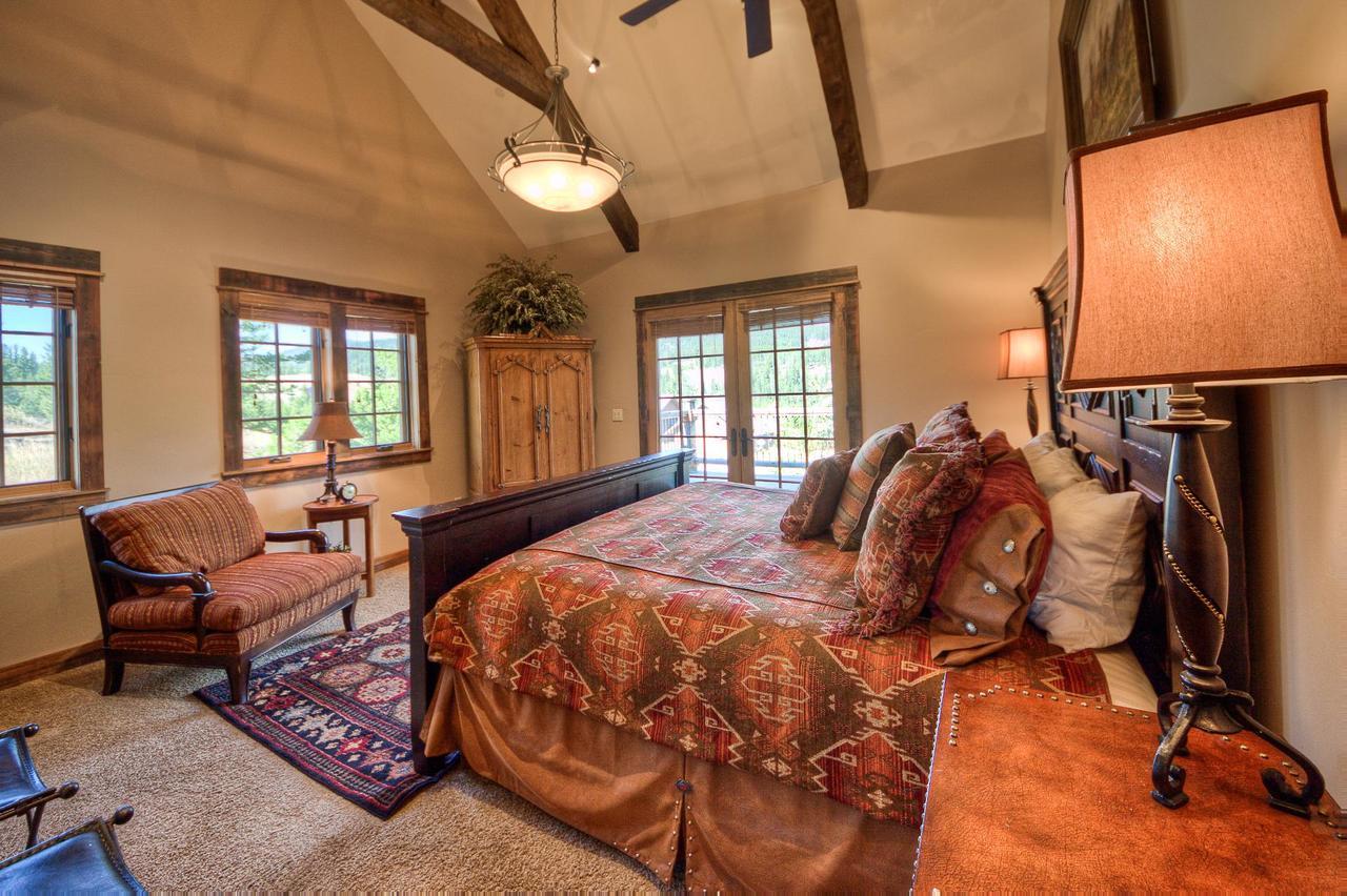 Antler Ridge Lodge Big Sky Exterior foto